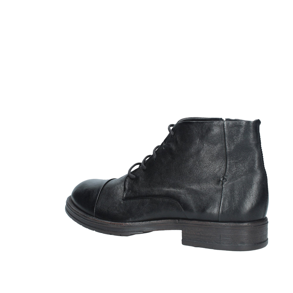 stivaletto allacciato