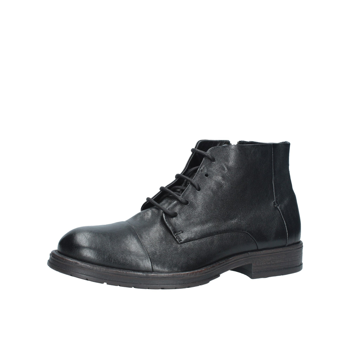 stivaletto allacciato