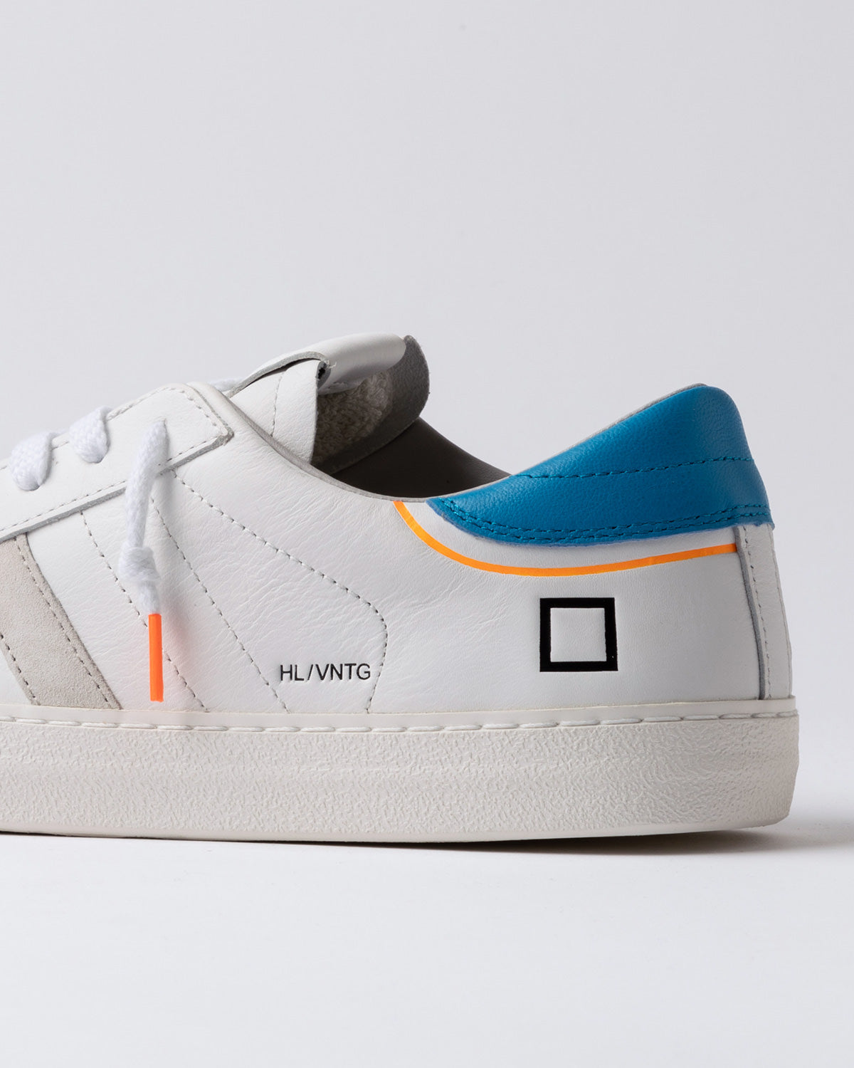 HILL LOW VINTAGE CALF WHITE-BLUETTE