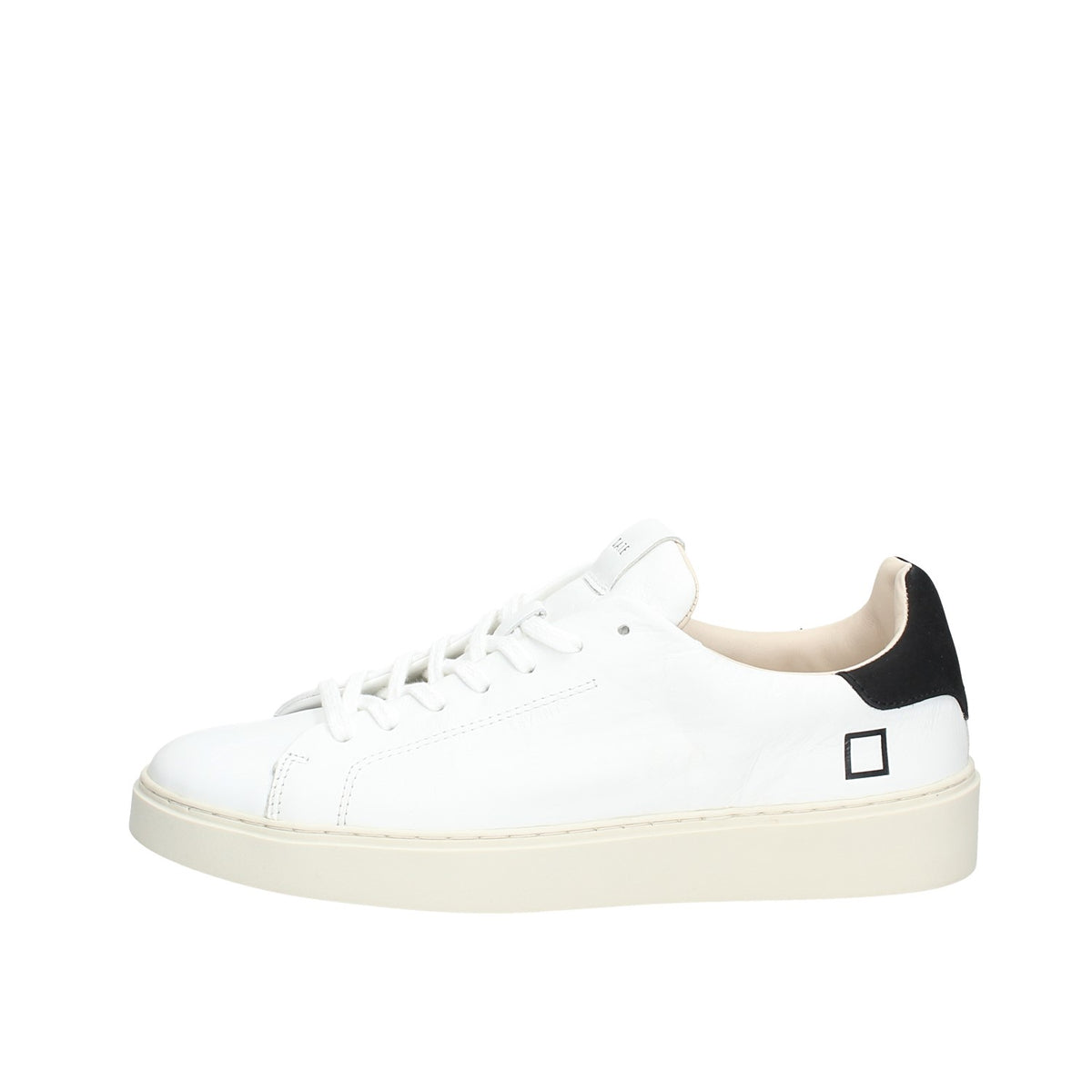 LEVANTE CALF WHITE-BLACKSneakers bassa in pelle colore bianco.